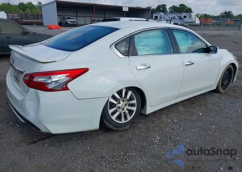 2016 Nissan Altima 2.5/2.5 S/2.5 Sl/2.5 Sr/2.5 Sv из США, поврежденный, VIN 1N4AL3AP6GC150556